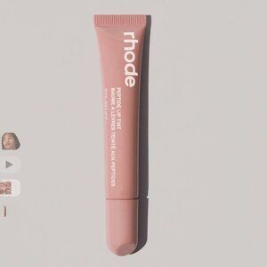 NEW Rhode peptide lip treatment (Toast)